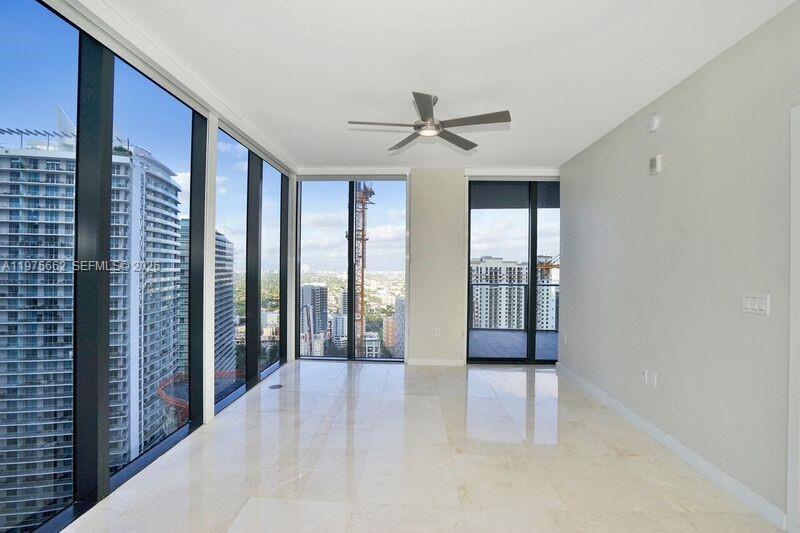 image 1010 Brickell16