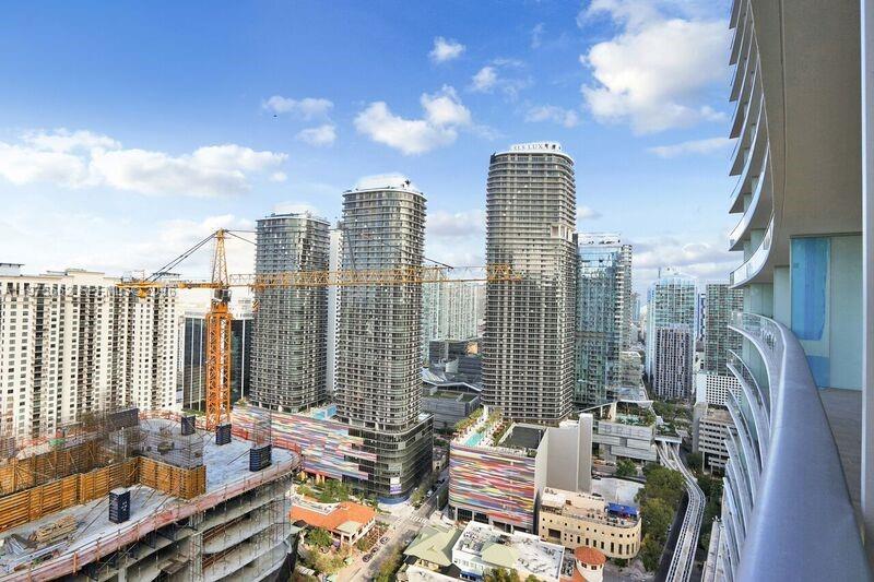 image 1010 Brickell28