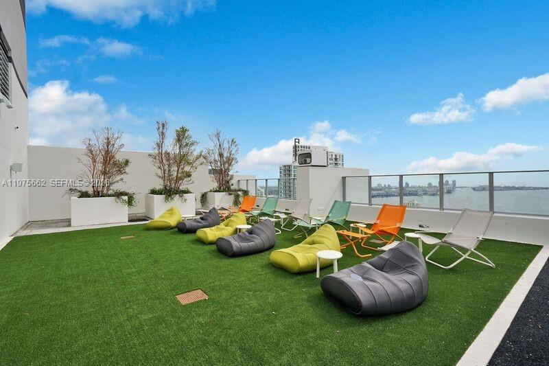 image 1010 Brickell39