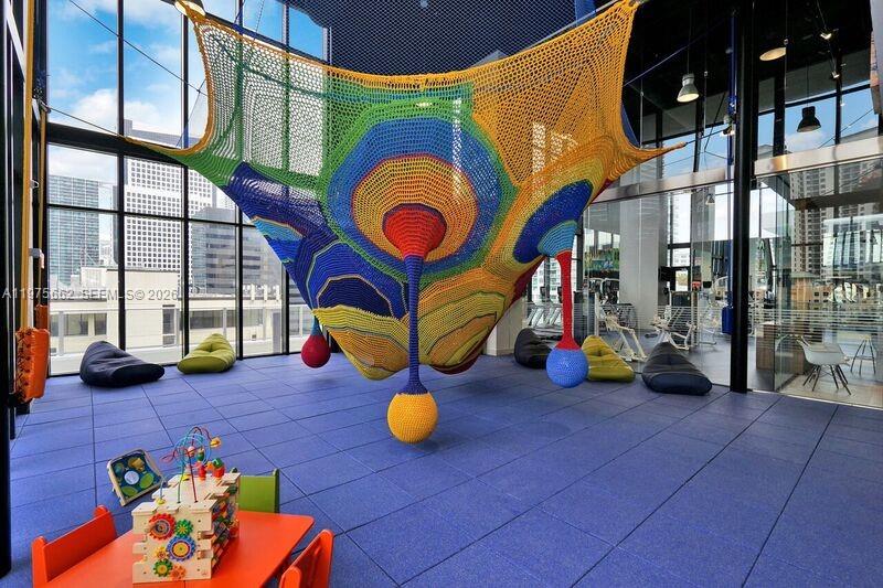 image 1010 Brickell41