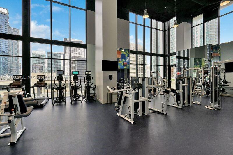 image 1010 Brickell46