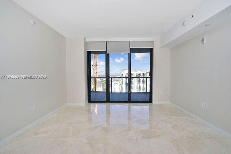 image 1010 Brickell8