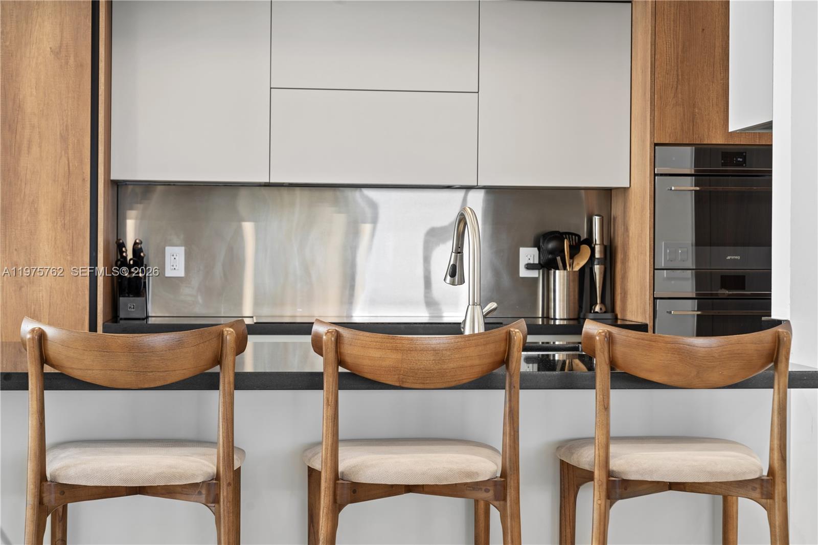 450 Alton Rd #901-902 Miami Beach, FL 33139