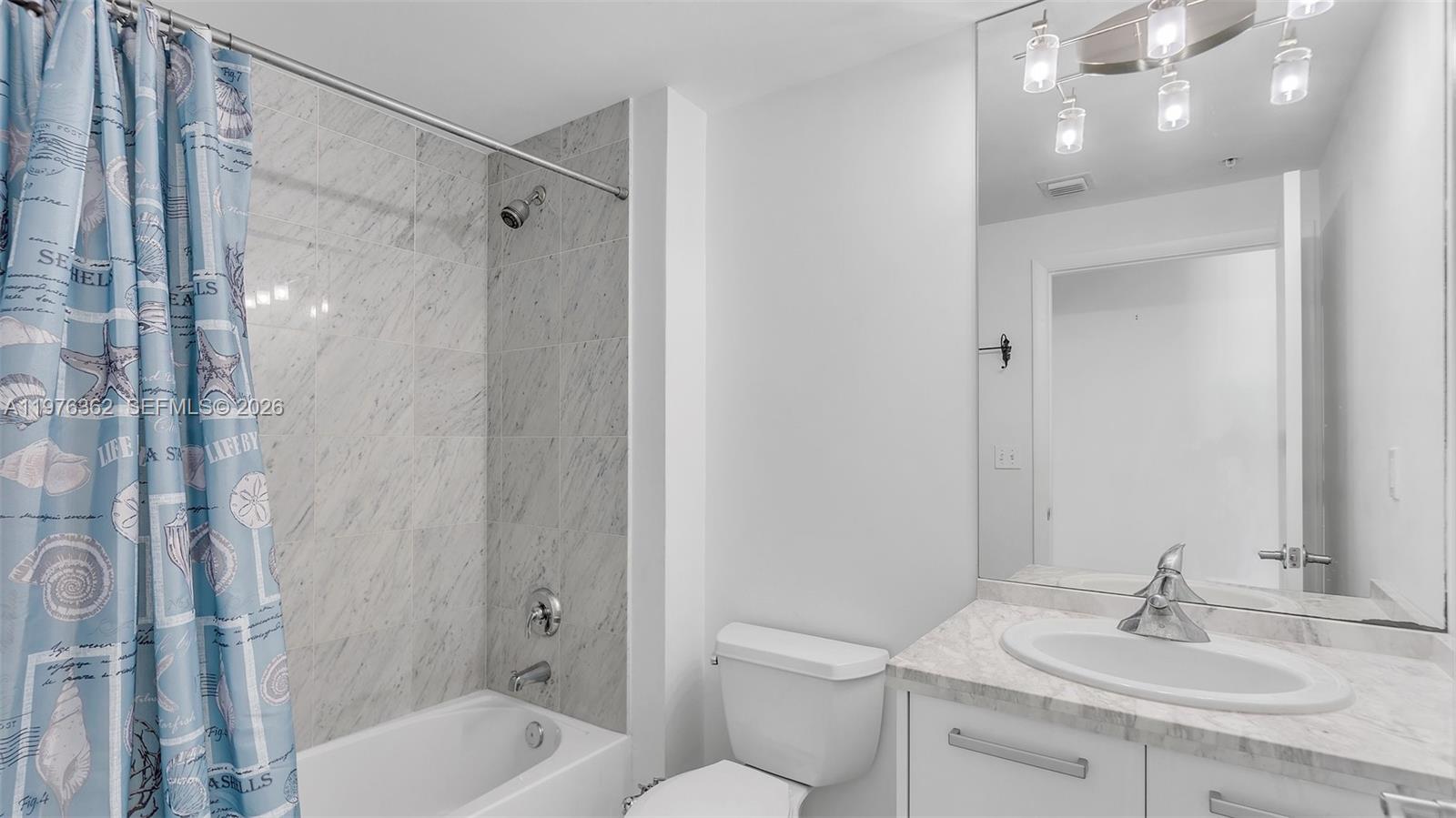 253 NE 2nd St #2902 Miami, FL 33132