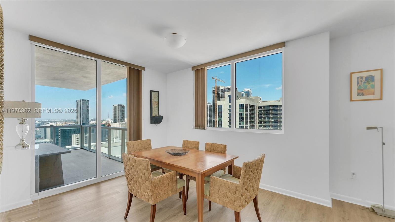 253 NE 2nd St #2902 Miami, FL 33132