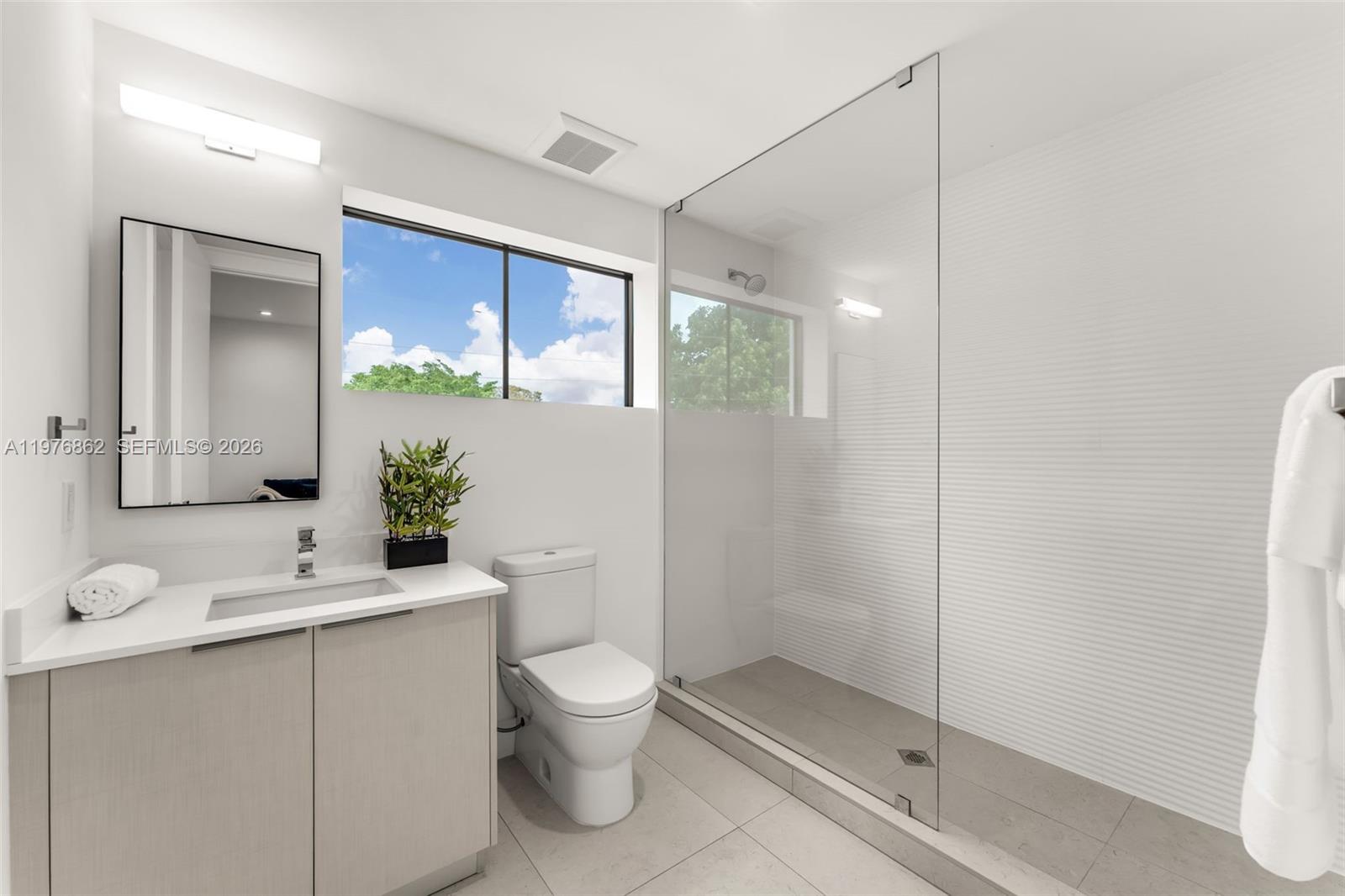 721 SW 11th St #B Miami, FL 33129