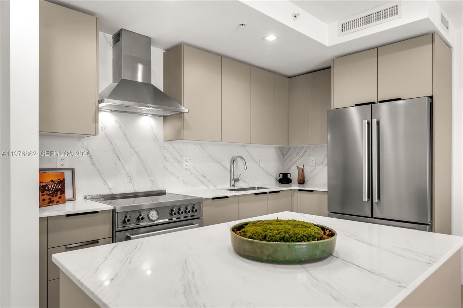 721 SW 11th St #B Miami, FL 33129