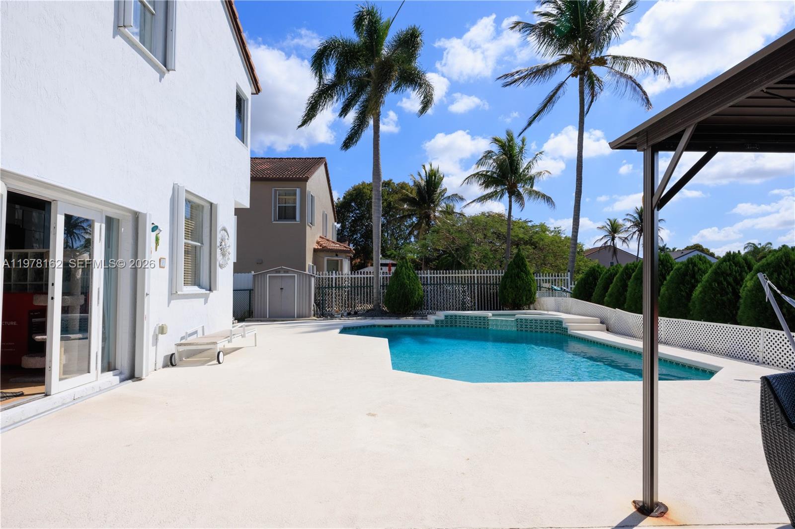 18438 NW 11th St Pembroke Pines, FL 33029