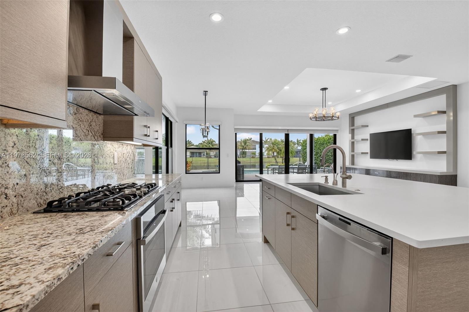 8629 Tower Brg Ct Boca Raton, FL 33496