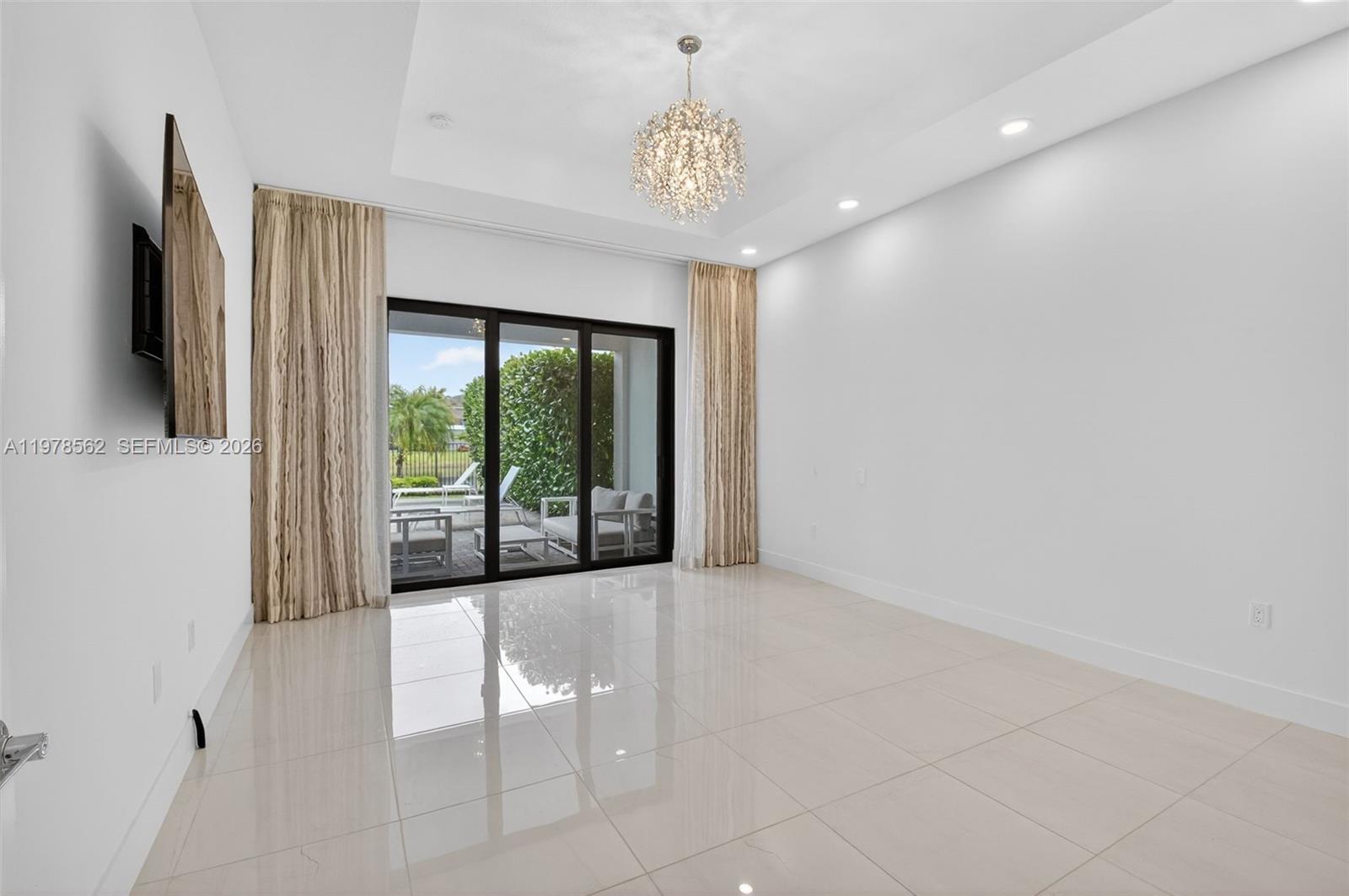 8629 Tower Brg Ct Boca Raton, FL 33496