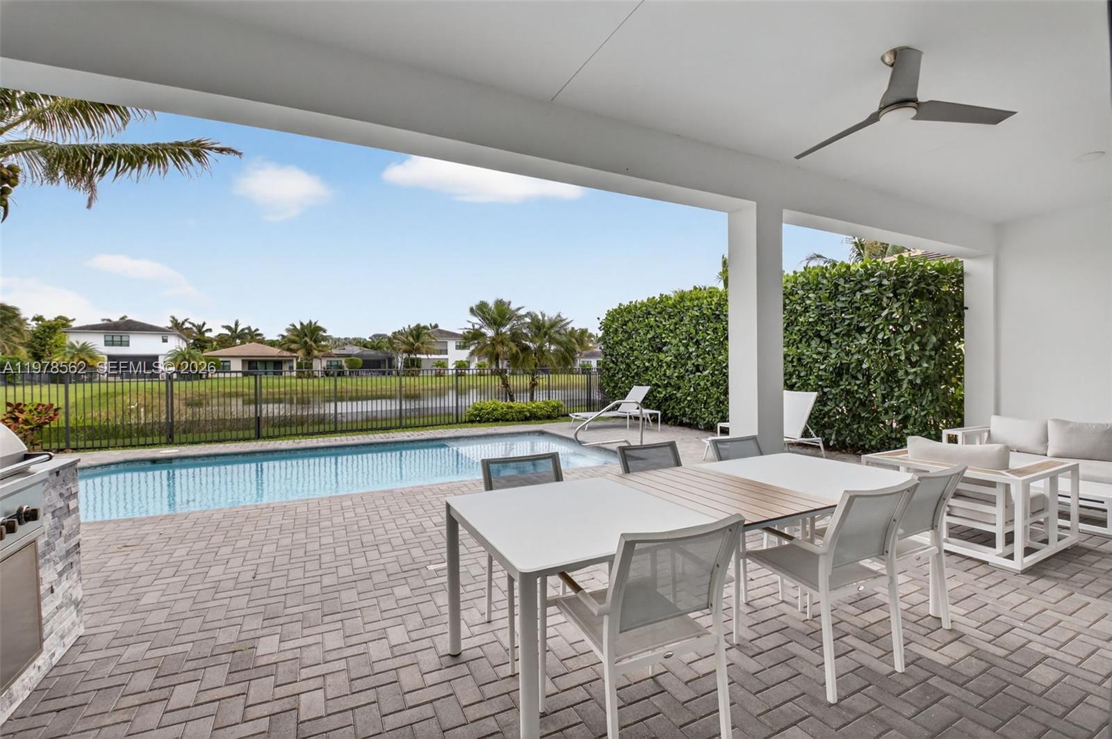 8629 Tower Brg Ct Boca Raton, FL 33496