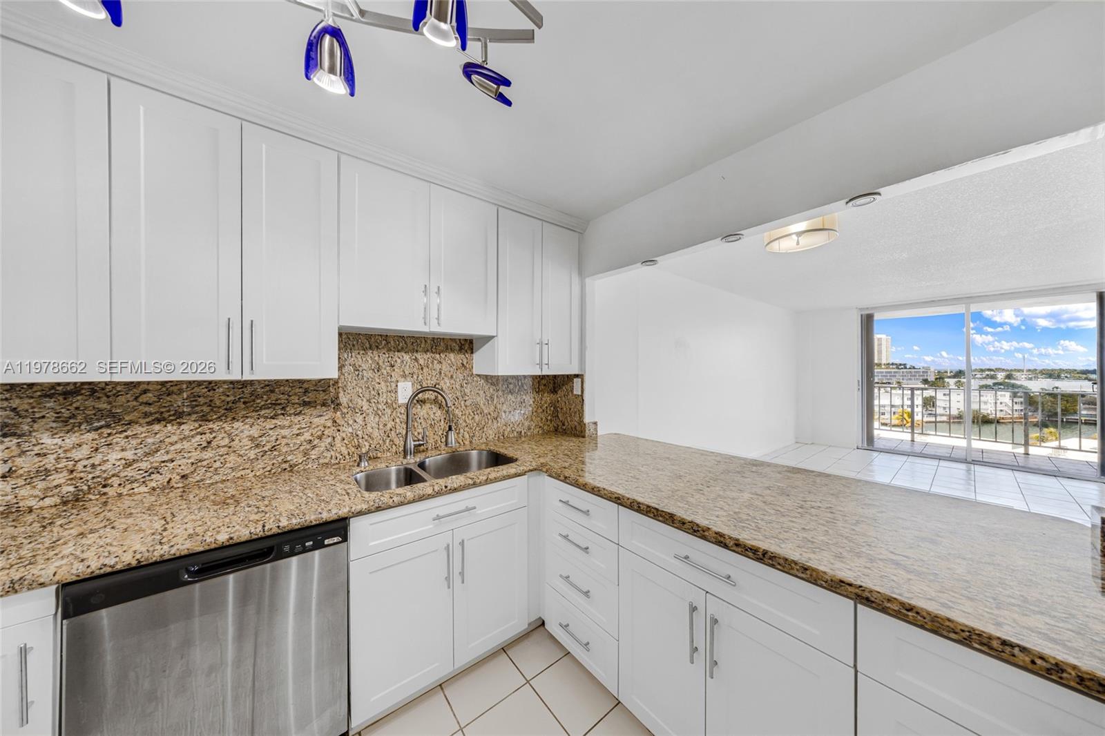 6900 Bay Dr #7E Miami Beach, FL 33141