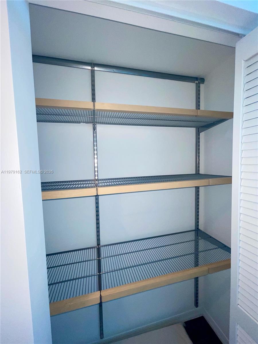 image The Plaza on Brickell West17