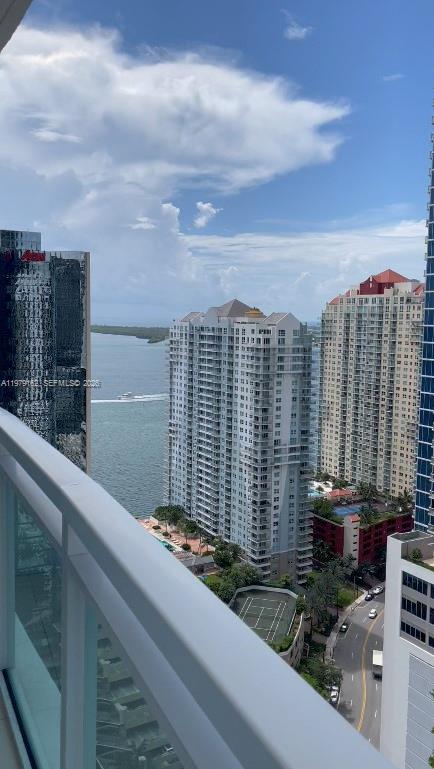 image The Plaza on Brickell West28