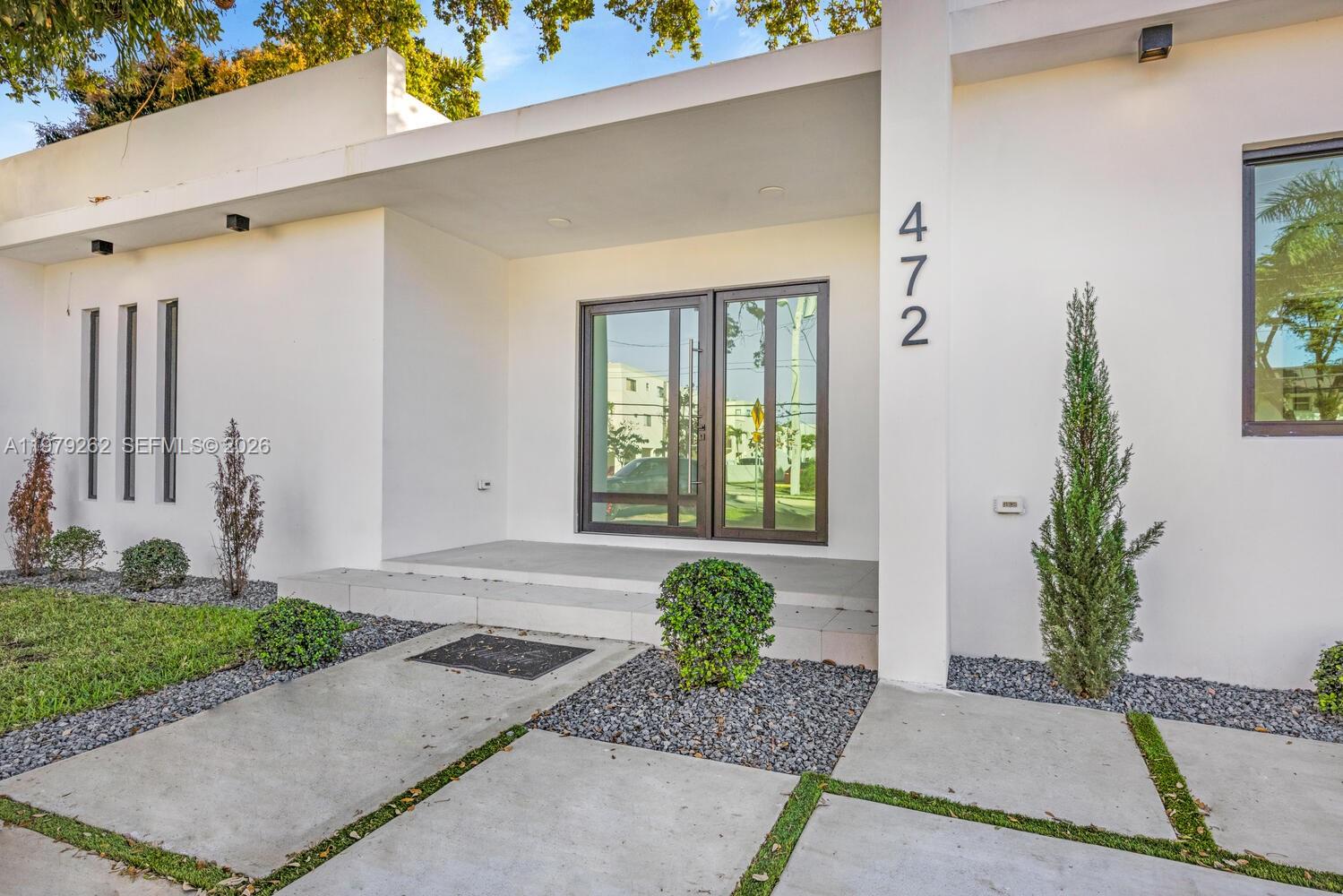 472 S Royal Poinciana Blvd Miami Springs, FL 33166