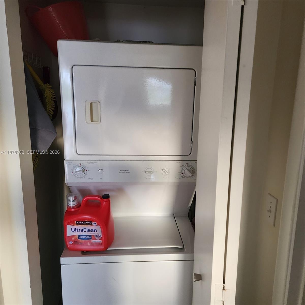 image The Venture at Aventura10