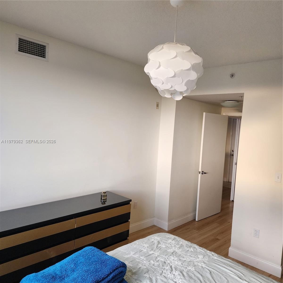 image The Venture at Aventura8