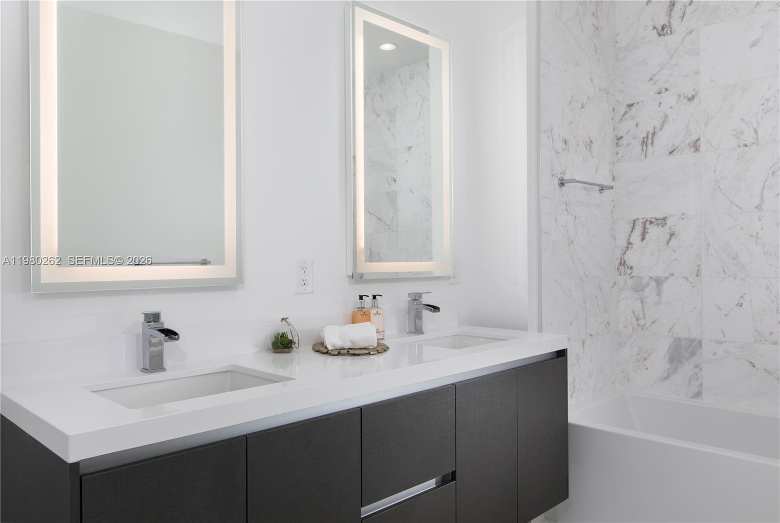 image Paramount Miami Worldcenter9