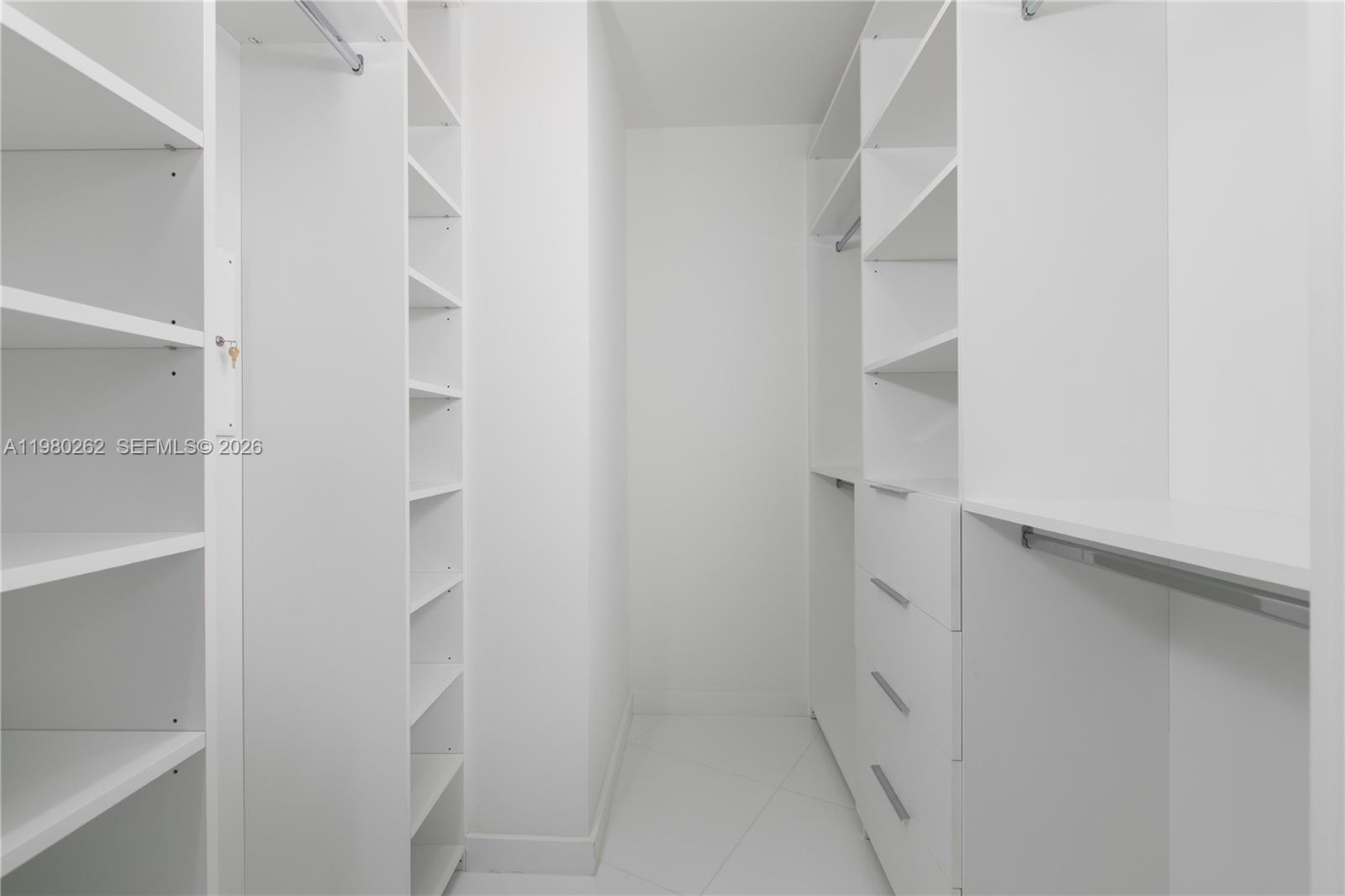 image Paramount Miami Worldcenter10