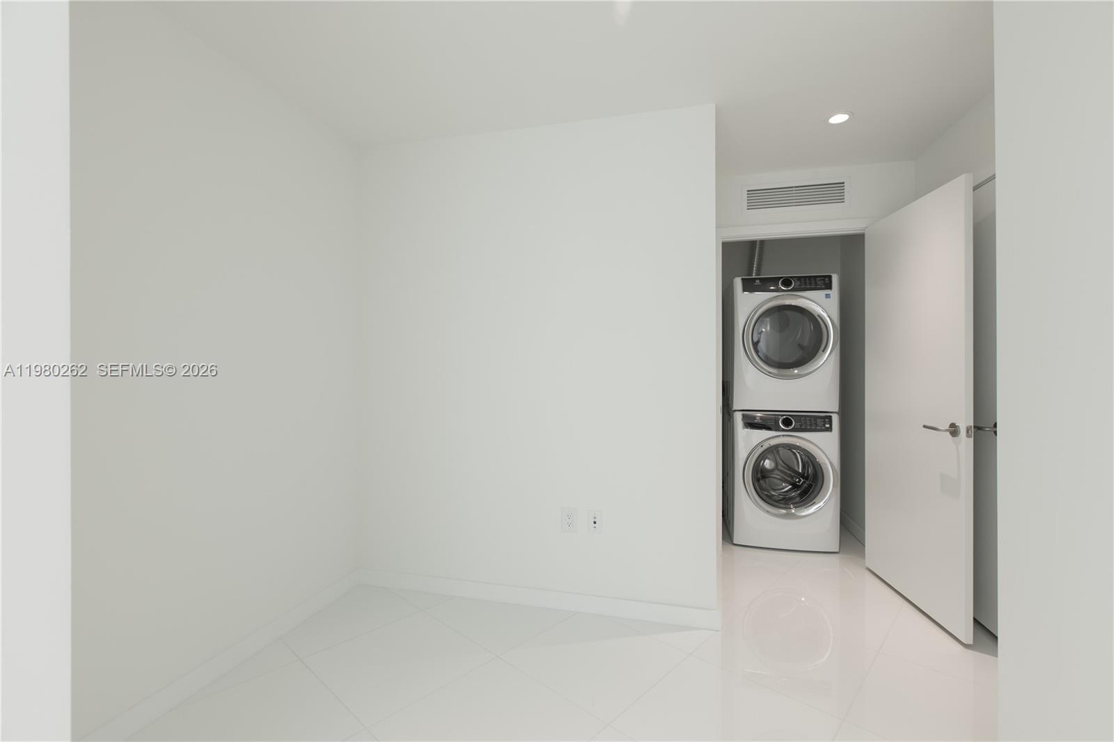 image Paramount Miami Worldcenter11