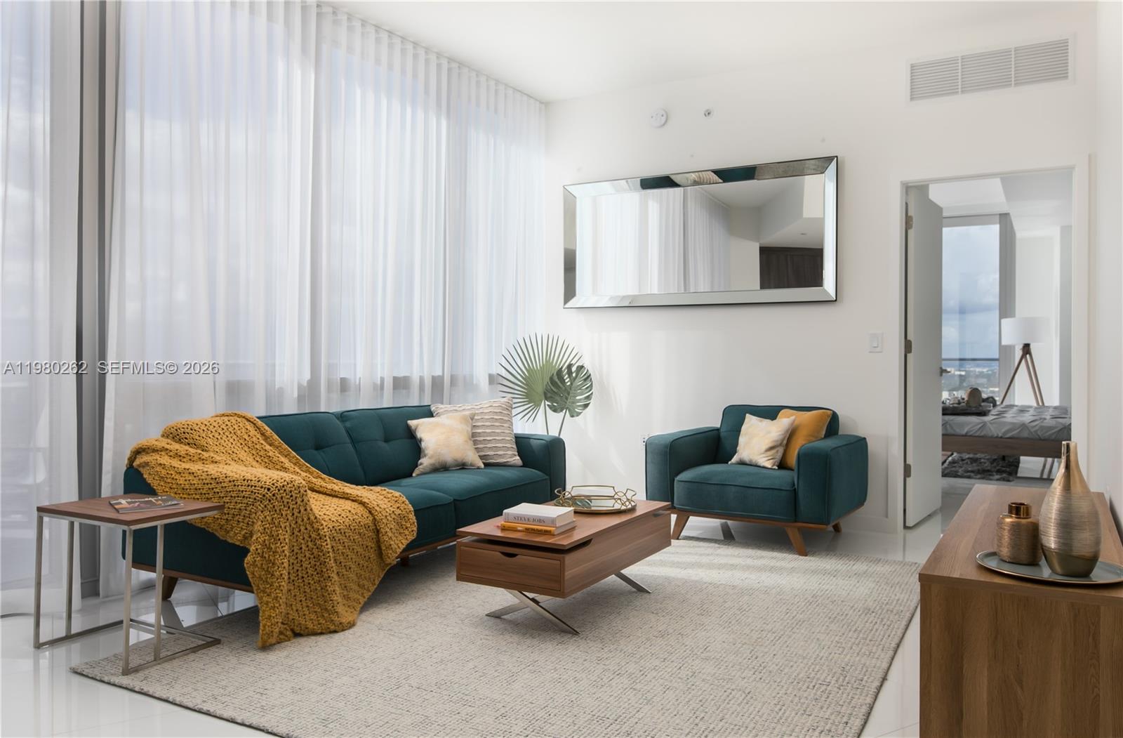 image Paramount Miami Worldcenter1