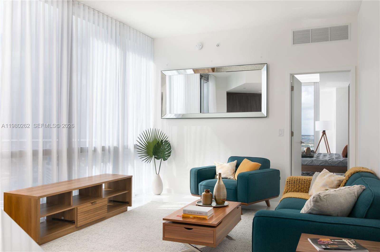 image Paramount Miami Worldcenter3