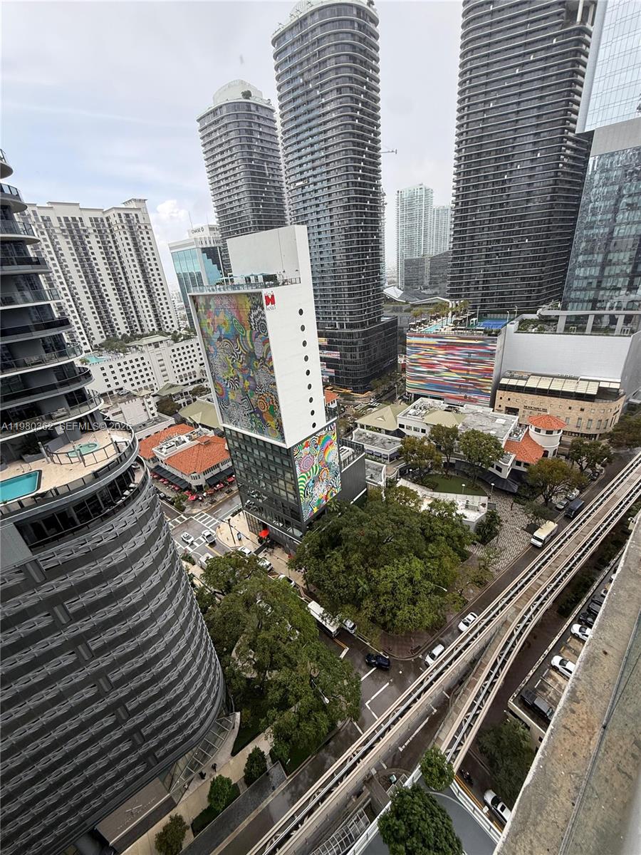 image 1010 Brickell2