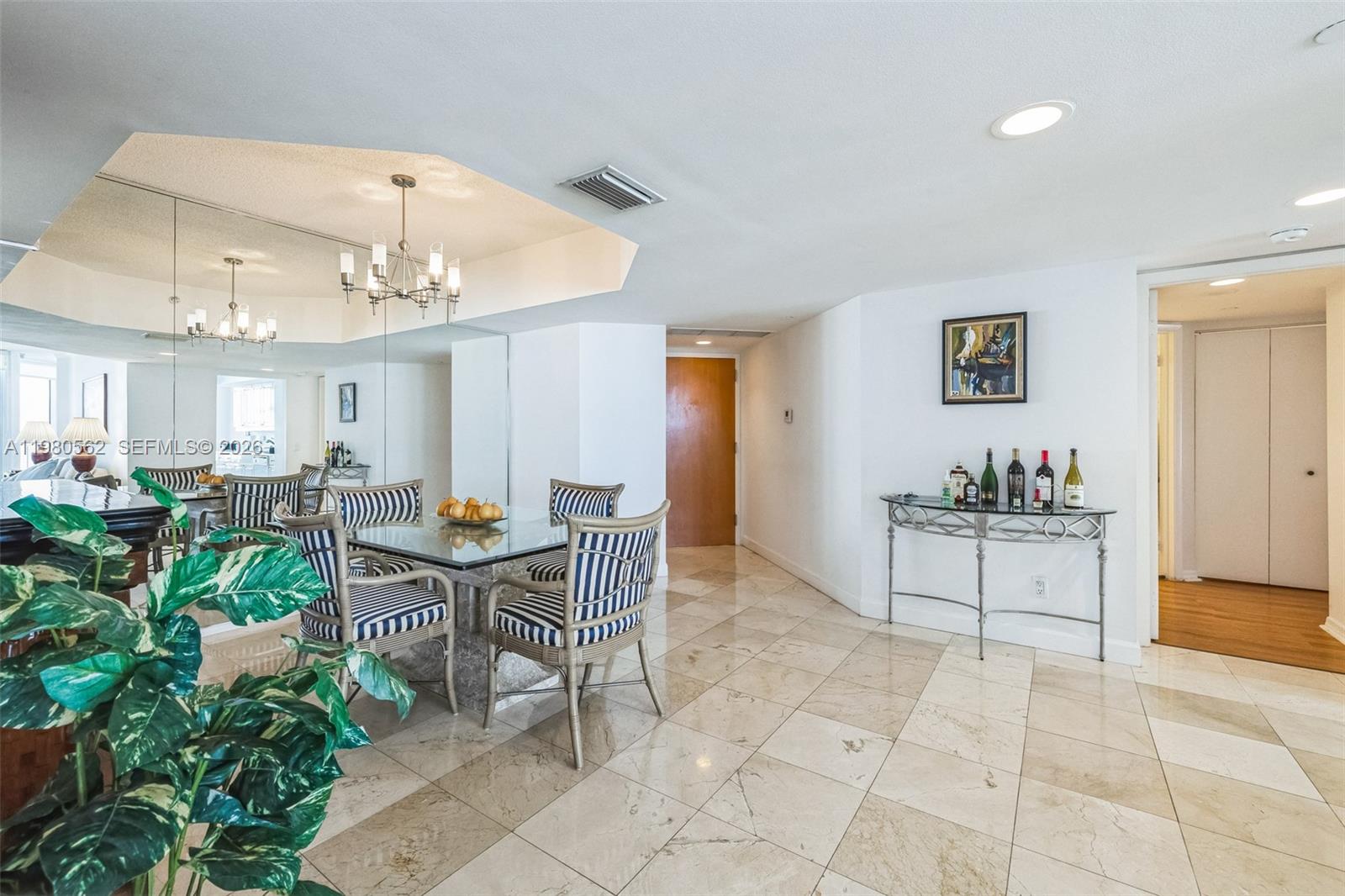 21205 Yacht Clb Dr #1802 Aventura, FL 33180