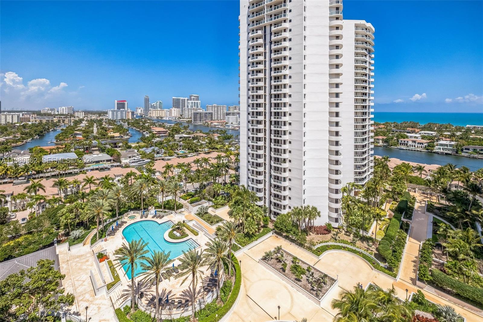 21205 Yacht Clb Dr #1802 Aventura, FL 33180