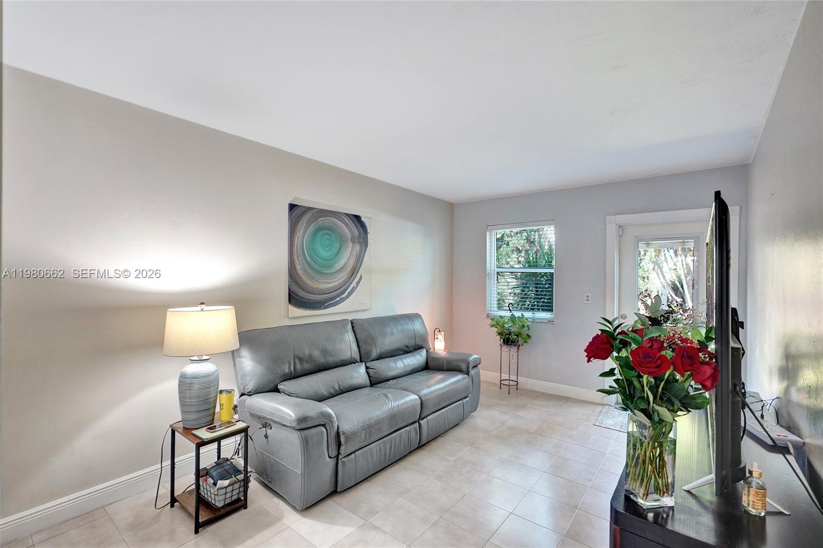 2258 SW 15th St Miami, FL 33145