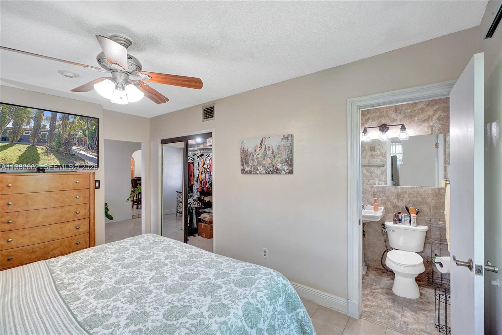 2258 SW 15th St Miami, FL 33145