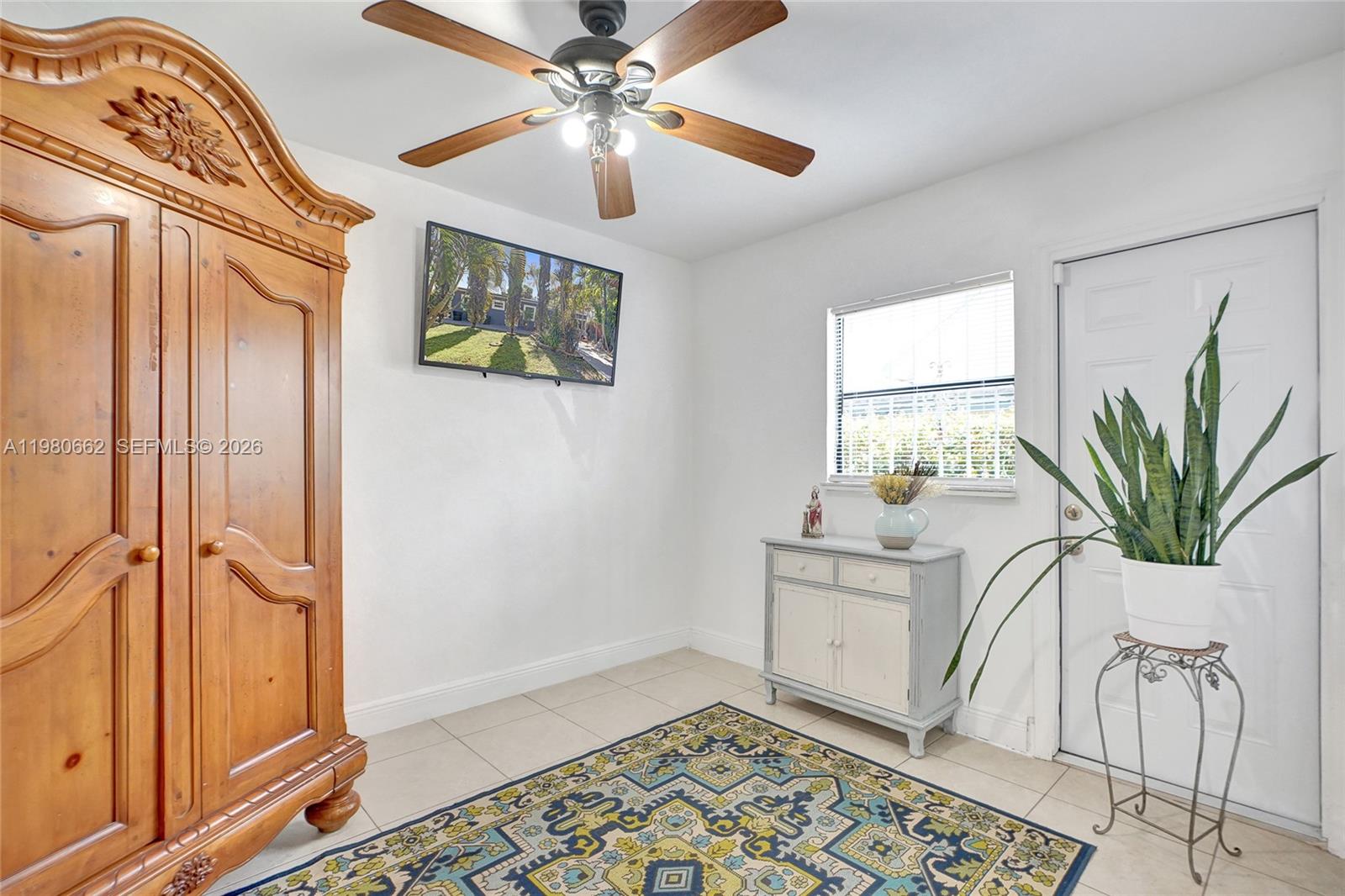 2258 SW 15th St Miami, FL 33145