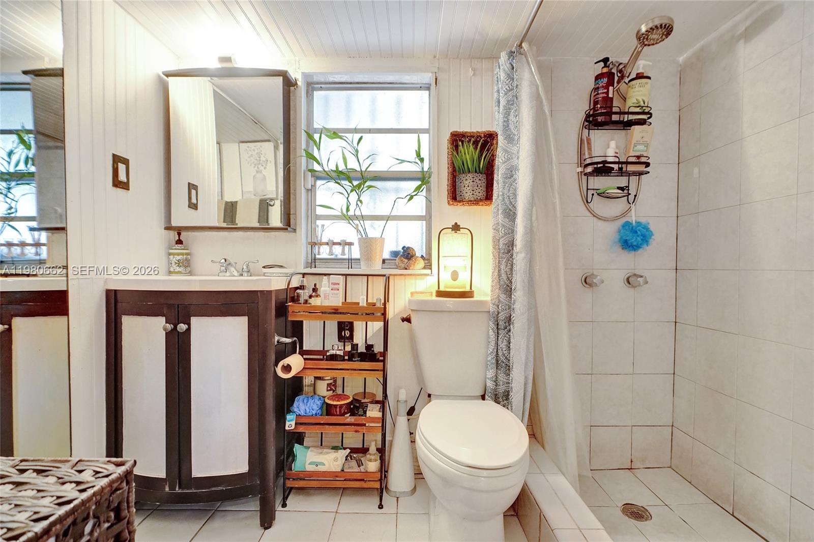 2258 SW 15th St Miami, FL 33145