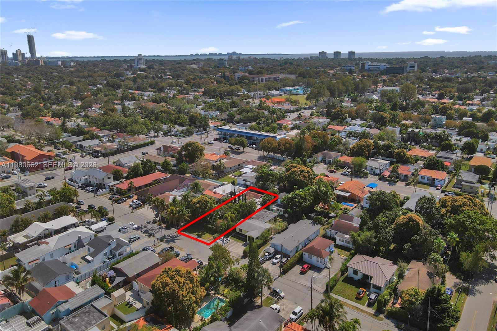 2258 SW 15th St Miami, FL 33145