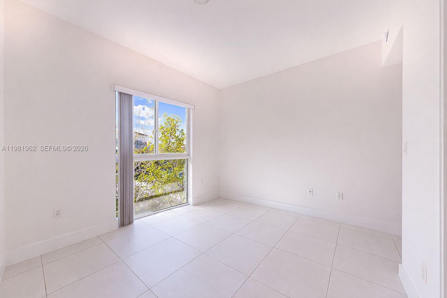 519 SW 5th Ave #201 Miami, FL 33130