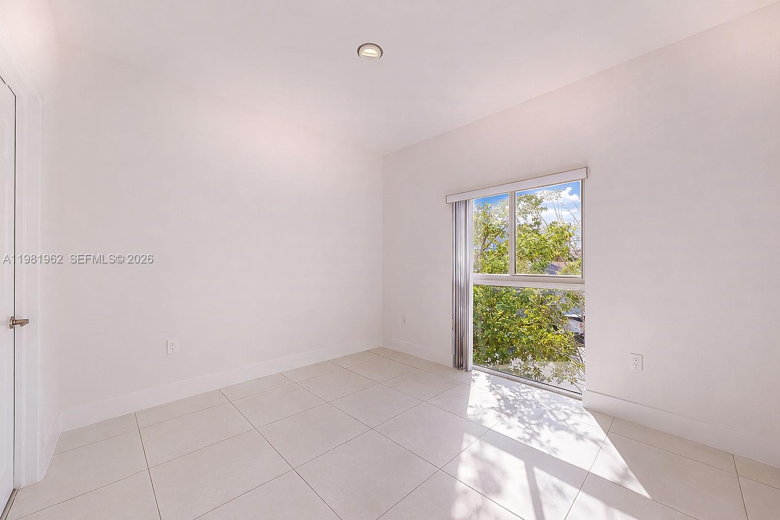 519 SW 5th Ave #201 Miami, FL 33130