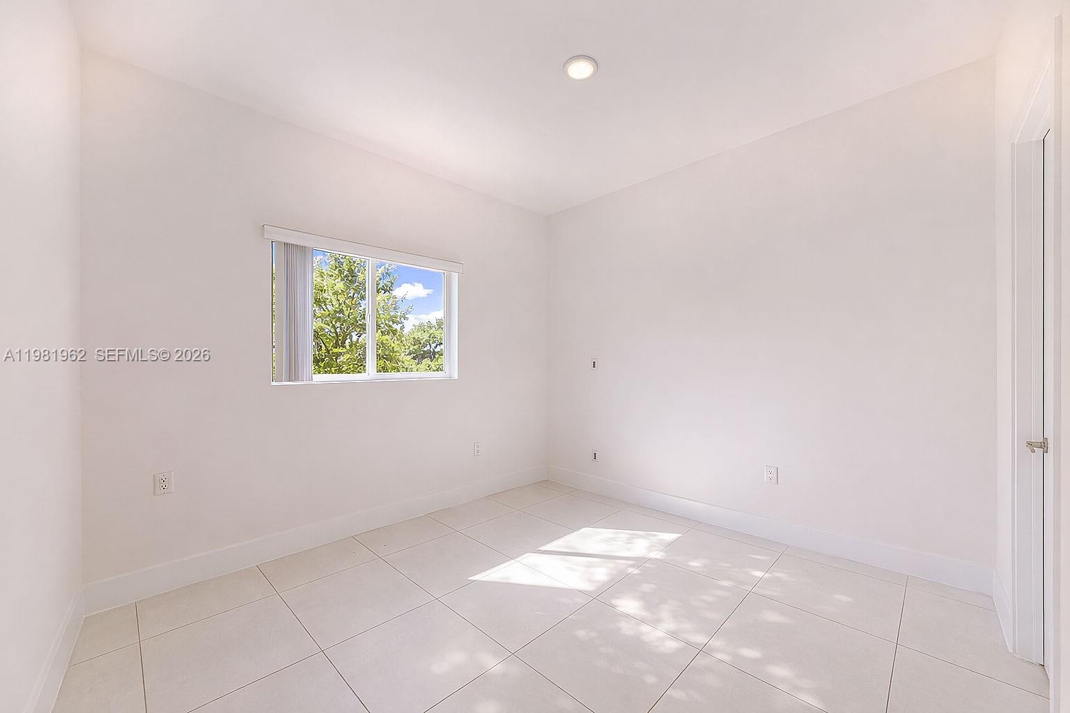 519 SW 5th Ave #201 Miami, FL 33130