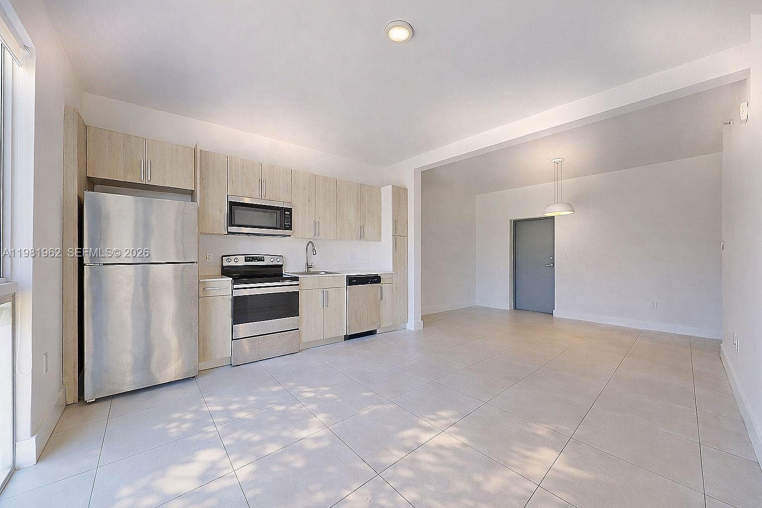 519 SW 5th Ave #201 Miami, FL 33130