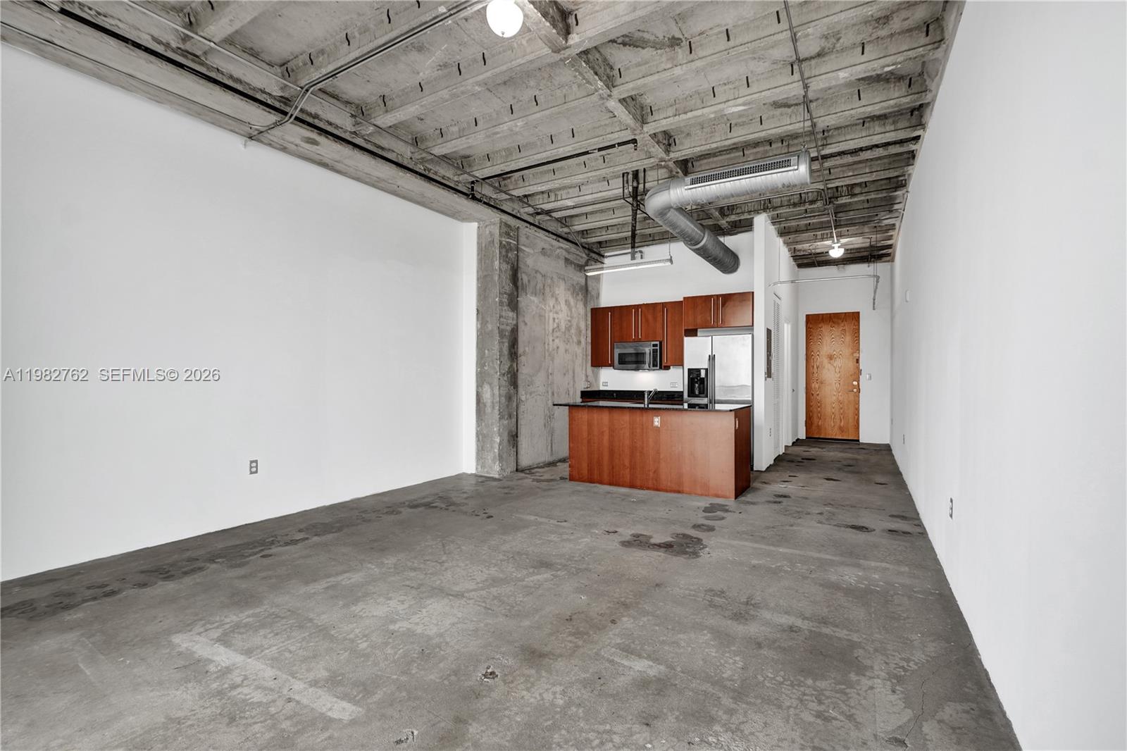 8101 Biscayne Blvd #R-513 Miami, FL 33138