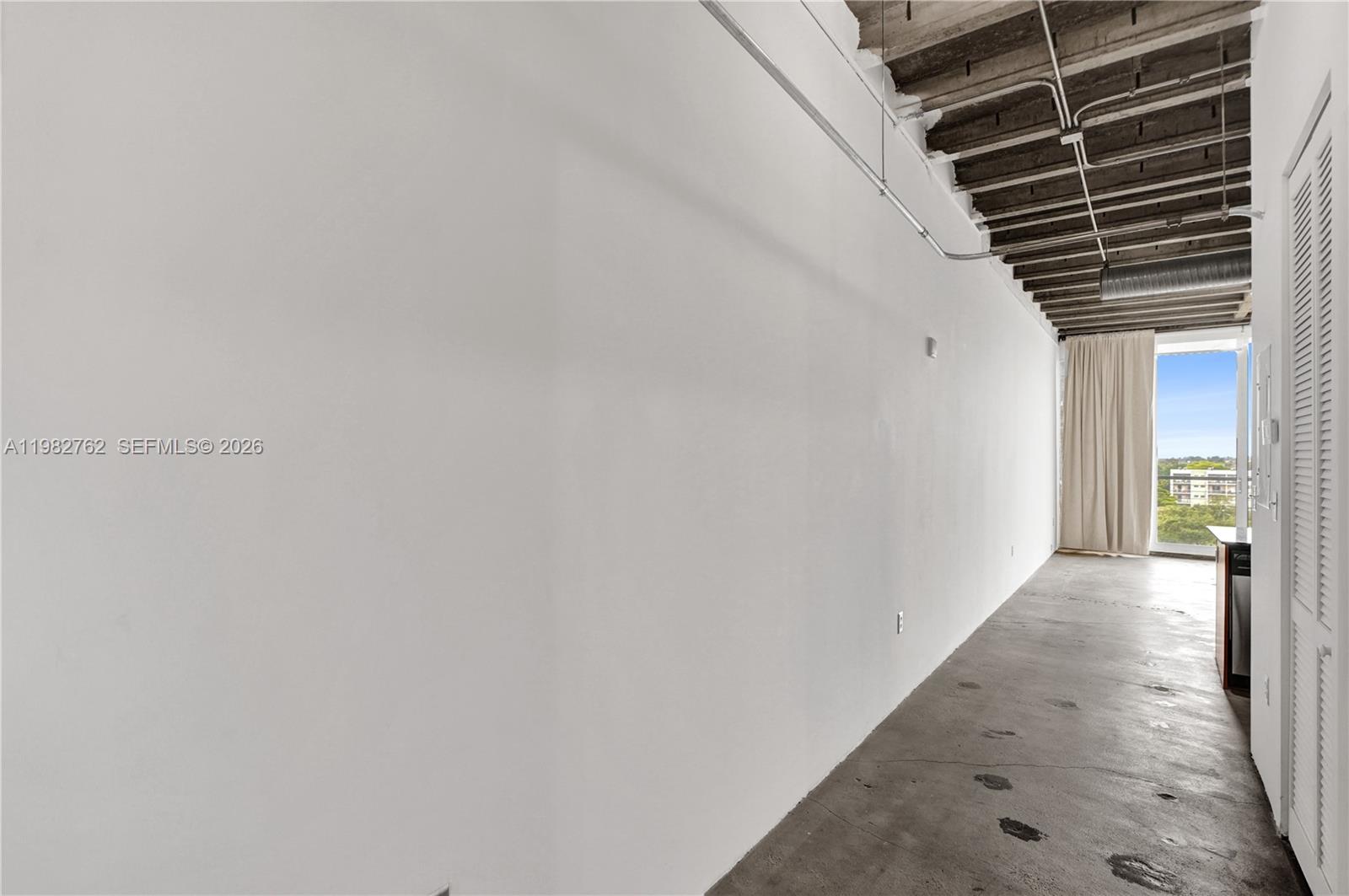 8101 Biscayne Blvd #R-513 Miami, FL 33138