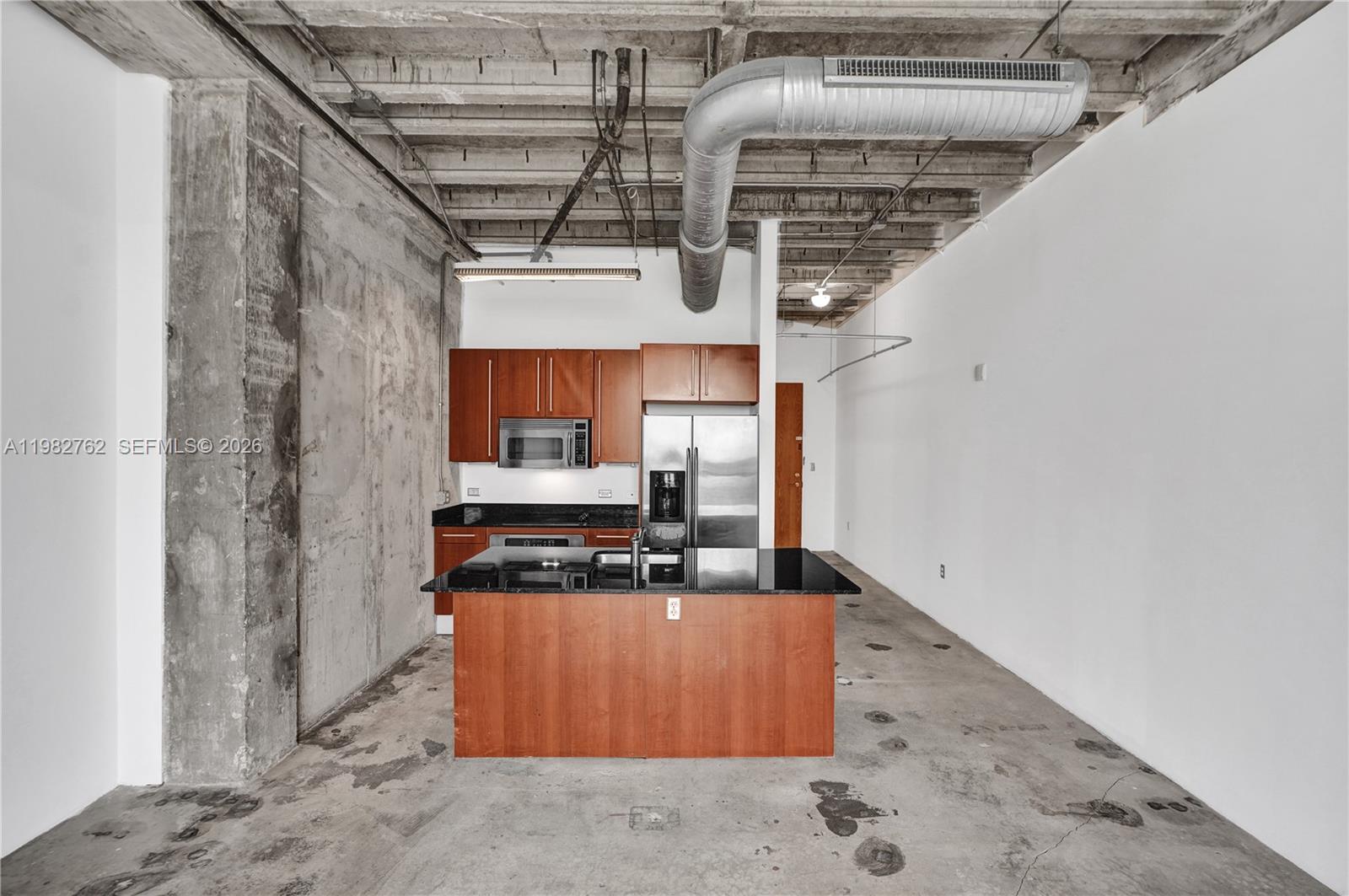 8101 Biscayne Blvd #R-513 Miami, FL 33138