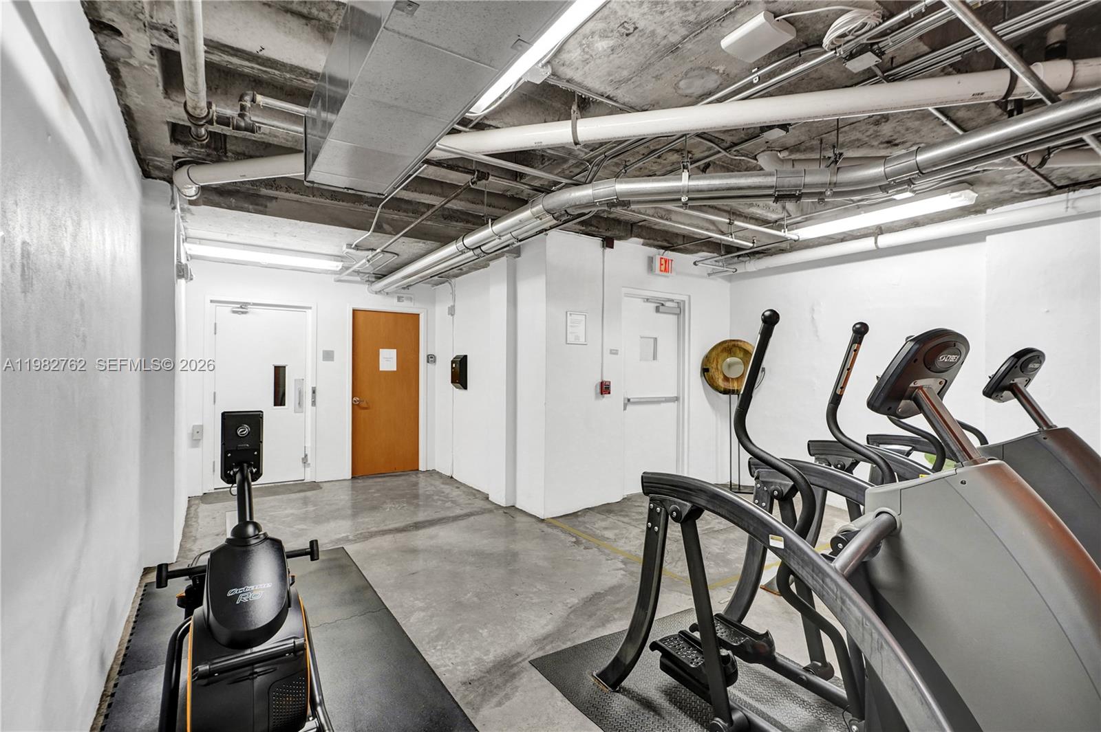 8101 Biscayne Blvd #R-513 Miami, FL 33138