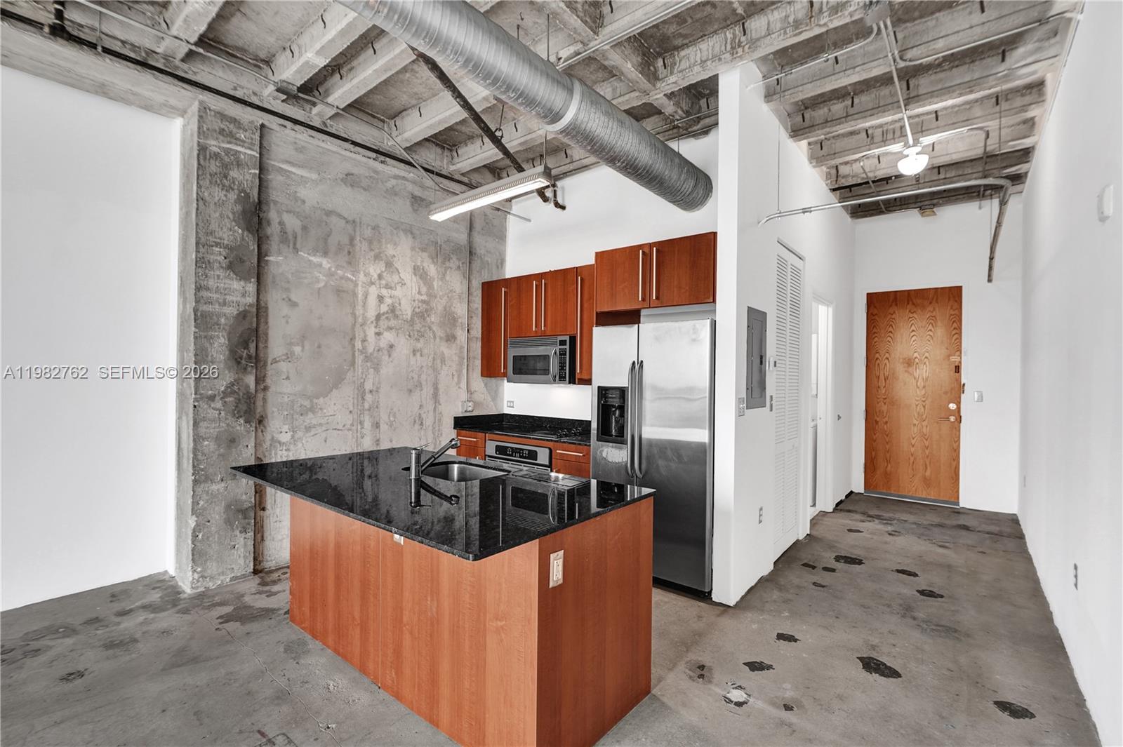 8101 Biscayne Blvd #R-513 Miami, FL 33138