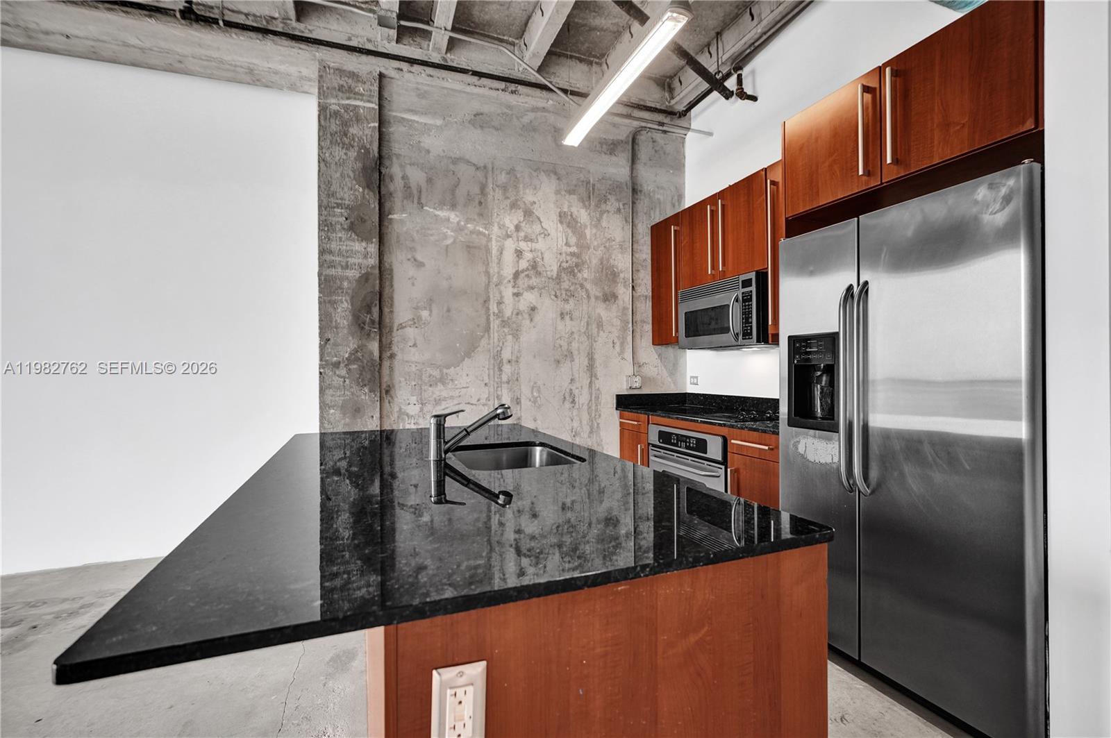 8101 Biscayne Blvd #R-513 Miami, FL 33138