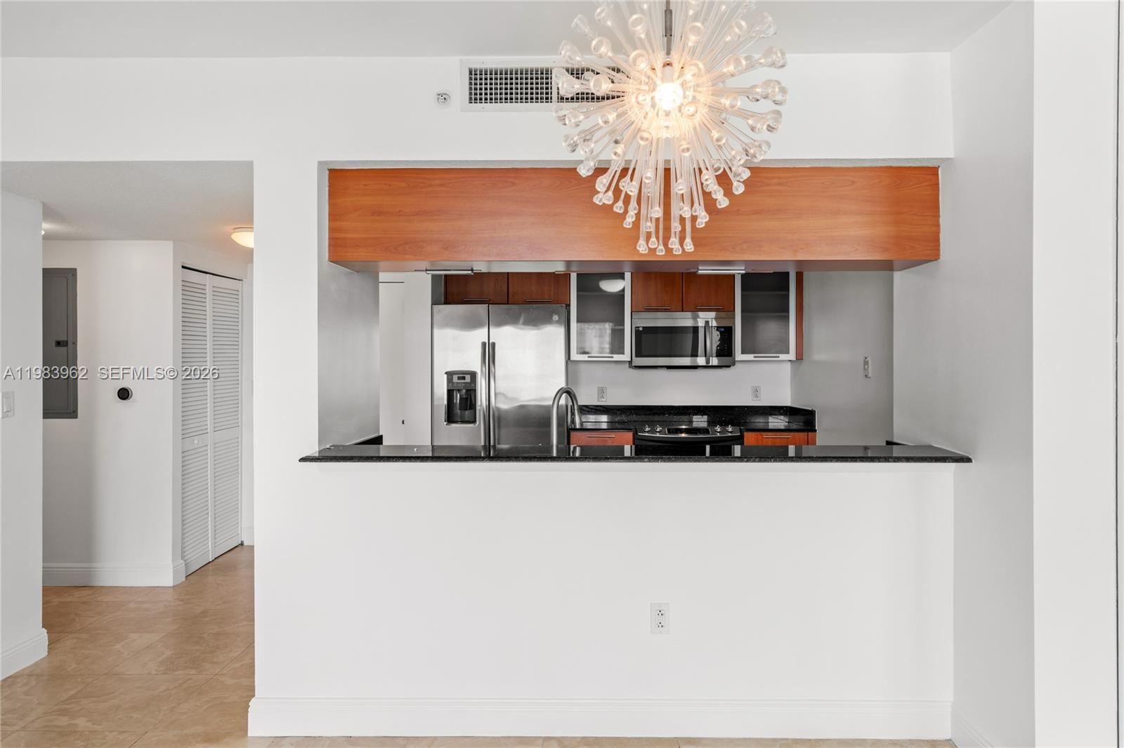 1800 N Bayshore Dr #1208 Miami, FL 33132