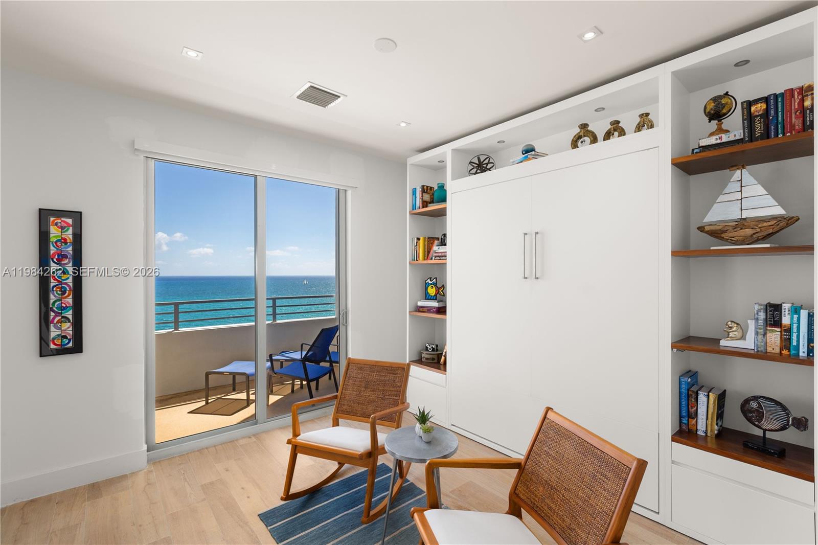 5555 Collins Ave #17J Miami Beach, FL 33140