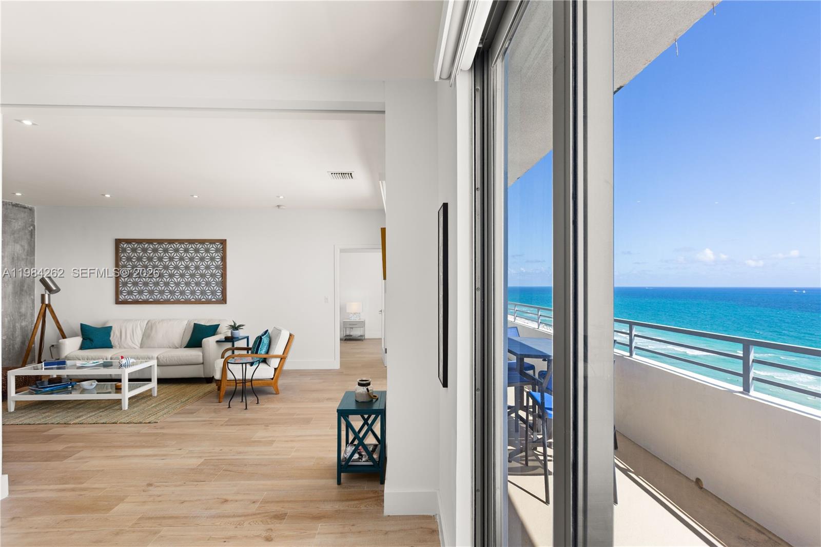 5555 Collins Ave #17J Miami Beach, FL 33140