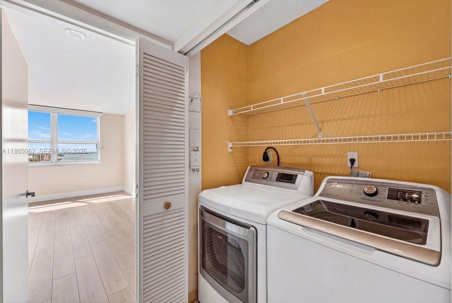 90 Alton Rd #1810 Miami Beach, FL 33139