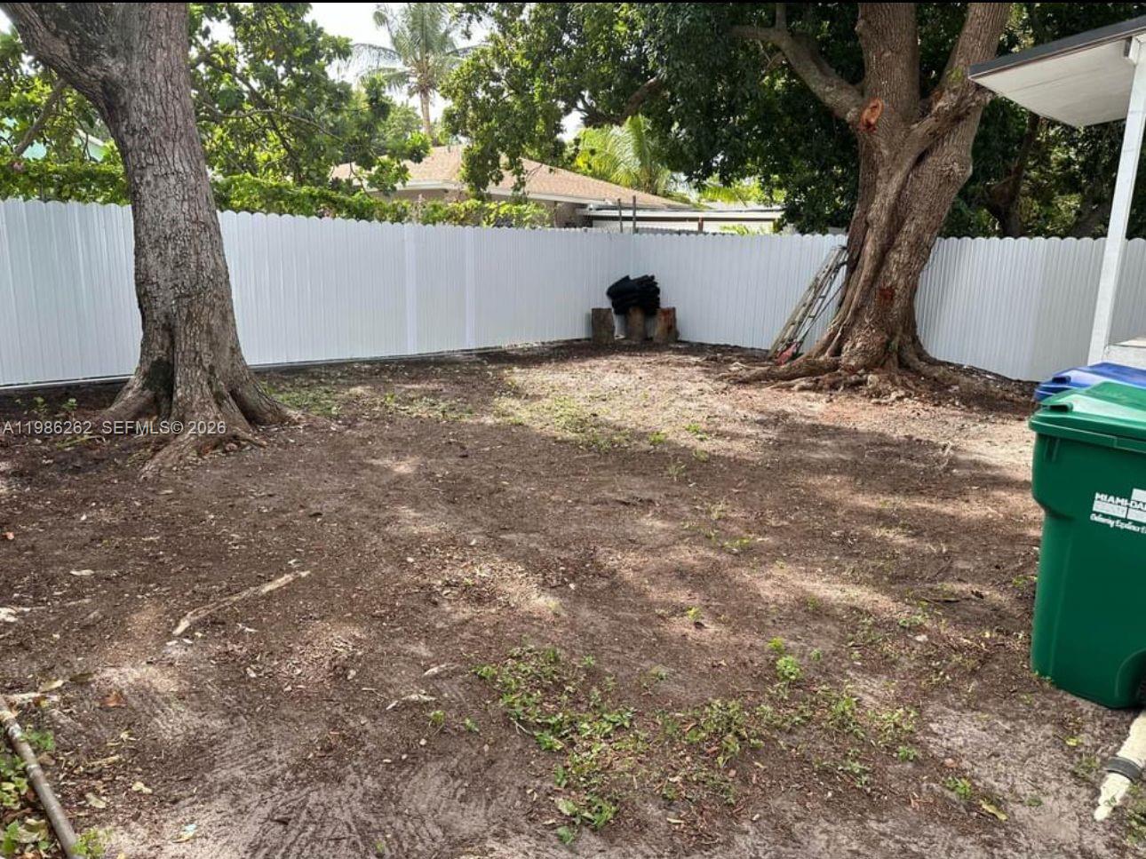 1812 NW 64th St Miami, FL 33147