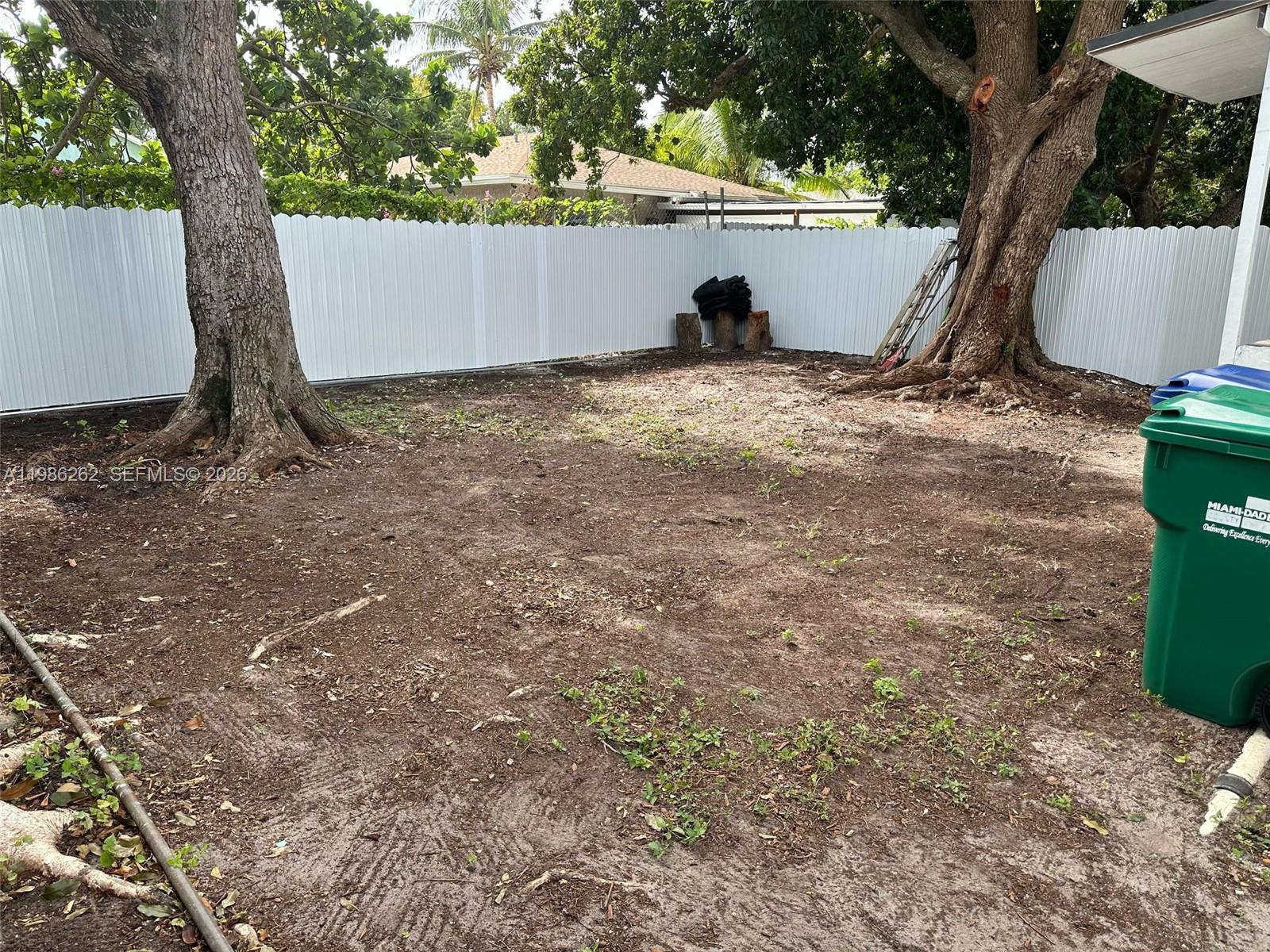 1812 NW 64th St Miami, FL 33147